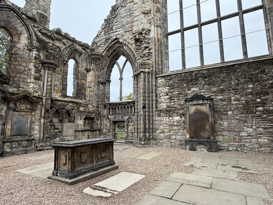 Palace of Holyroodhouse by null