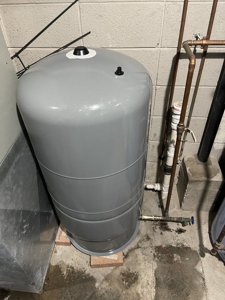 Slide of Carlson’s Home & Building Maintenance