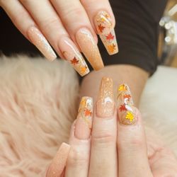 T-K Nails & Spa