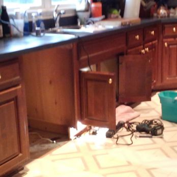 Chenoweth Appliances - The old dishwasher was removed by Shane using rags for leaks and Teflon strips on the floor - Appliances Near Me - Louisville, Kentucky