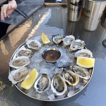 Flying Fish Company - 12 oysters, 4 each of 3 types - Seafood Markets Near Me - Portland, Oregon