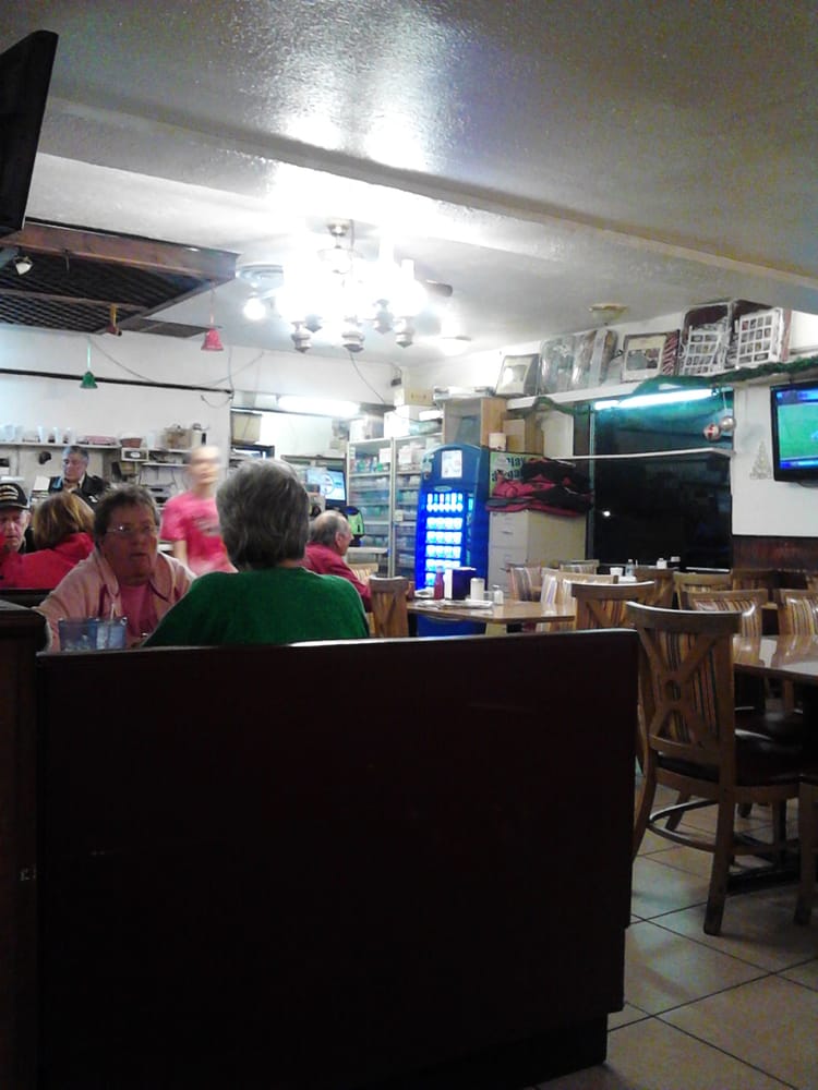 GRECIAN PIZZA & CADILLAC RESTAURANT Updated November 2024 1315 W