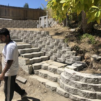 Line of Art Construction - Retaining wall with staircase - General Contractors Near Me Line of Art Construction - Retaining wall with staircase - General Contractors Near Me