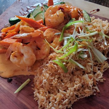 Edwins Carmel - Singapore chili prawns - American Near Me - Carmel-by-the-Sea, California Edwins Carmel - Singapore chili prawns - American Near Me - Carmel-by-the-Sea, California