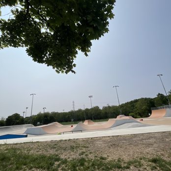 Wakefield Skate Park - Fun - Skate Parks Near Me - Annandale, Virginia Wakefield Skate Park - Fun - Skate Parks Near Me - Annandale, Virginia