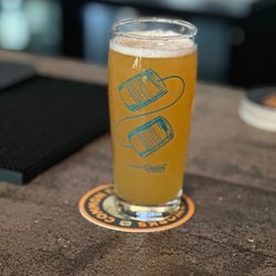 Common Dialect Beerworks - Kölsh beer