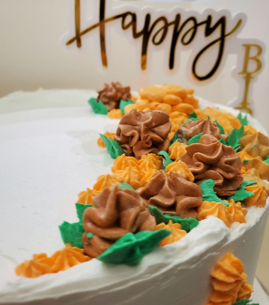 Yazzi Cakes Logo