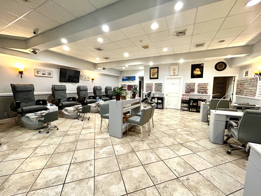 HAVERFORD NAILS 18 Photos 701 W Chester Pike, Havertown