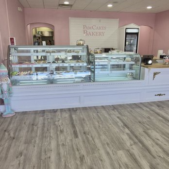 Pamcakes Bakery - Custom Cakes Near Me - Austin, Texas