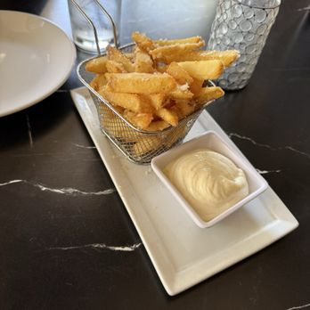 Rubys & Roses Restaurant - truffle fries - Cocktail Bars Near Me - Pleasanton, California Rubys & Roses Restaurant - truffle fries - Cocktail Bars Near Me - Pleasanton, California