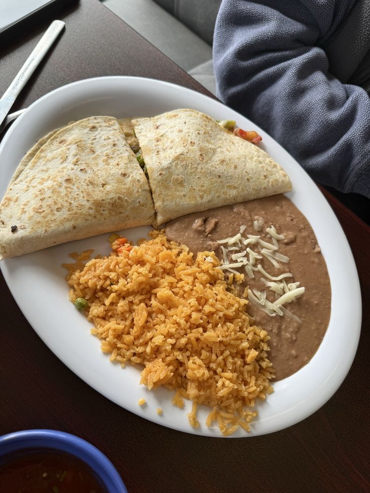 Social spots from El Don Mexican Brunch & Dinner