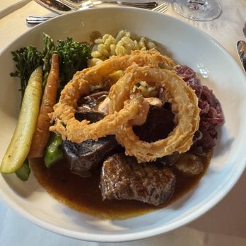 Woods Restaurant - short rubs magic - New American Near Me - Mackinac Island, Michigan Woods Restaurant - short rubs magic - New American Near Me - Mackinac Island, Michigan