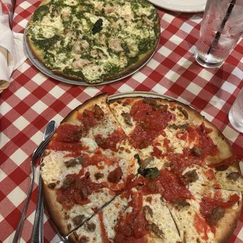 Grimaldi's Pizzeria - Gluten free pizzas- Brooklyn bridge and pesto with chicken- AMAZING!! - Pizza Near Me - Scottsdale, Arizona Grimaldi's Pizzeria - Gluten free pizzas- Brooklyn bridge and pesto with chicken- AMAZING!! - Pizza Near Me - Scottsdale, Arizona