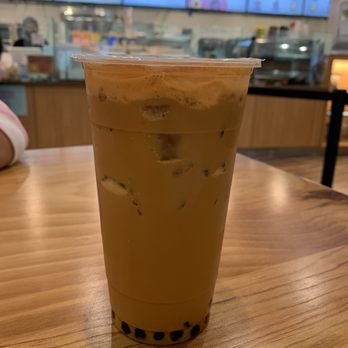Donutchew - Fair Oaks Mall - Thai ice tea with brown sugar boba - Desserts Near Me - Fairfax, Virginia