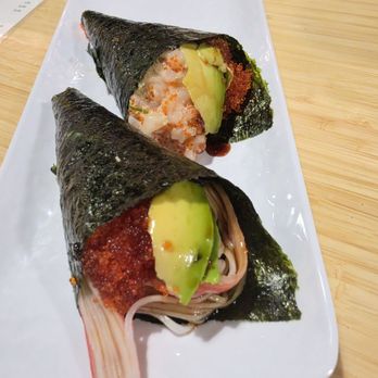 Hinoki Sushi - Custom hand rolls - Sushi Bars Near Me - Reno, Nevada