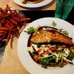 Boulevard Grill & Warehouse - Salmon Pita with sweet potato fries
