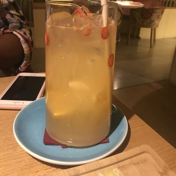 MANÁ 75 - Cava Sangria - Mediterranean Near Me - Barcelona, B