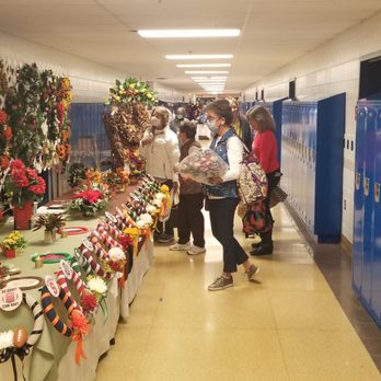 W.T. Woodson High School - 11/6/21 - Middle Schools & High Schools Near Me - Fairfax, Virginia W.T. Woodson High School - 11/6/21 - Middle Schools & High Schools Near Me - Fairfax, Virginia