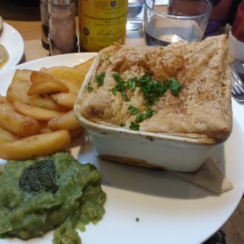 Mildreds - Mushroom and ale pie - Vegan Near Me - London, XGL