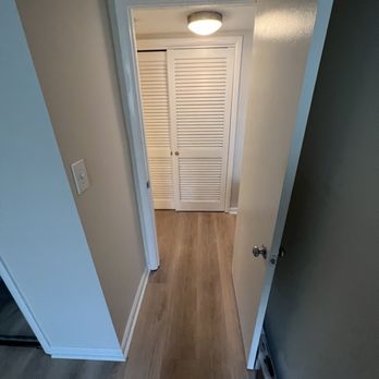 Criss Contractor - Floor installation - General Contractors Near Me - Boynton , Florida