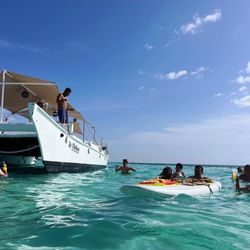 Tortugas - La Chula pontoon, ceviche and fruit paddle board buffet