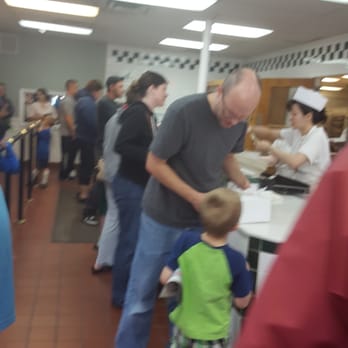 Long’s Bakery - Long lines ever present but they move pretty quickly! - Bakeries Near Me - Indianapolis, Indiana