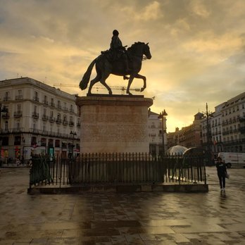 La Puerta del Sol - Buenos Dias! - Local Flavor Near Me - Madrid, M