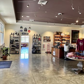 Russian River Brewing - Gift shop - Brewpubs Near Me - Windsor, California Russian River Brewing - Gift shop - Brewpubs Near Me - Windsor, California