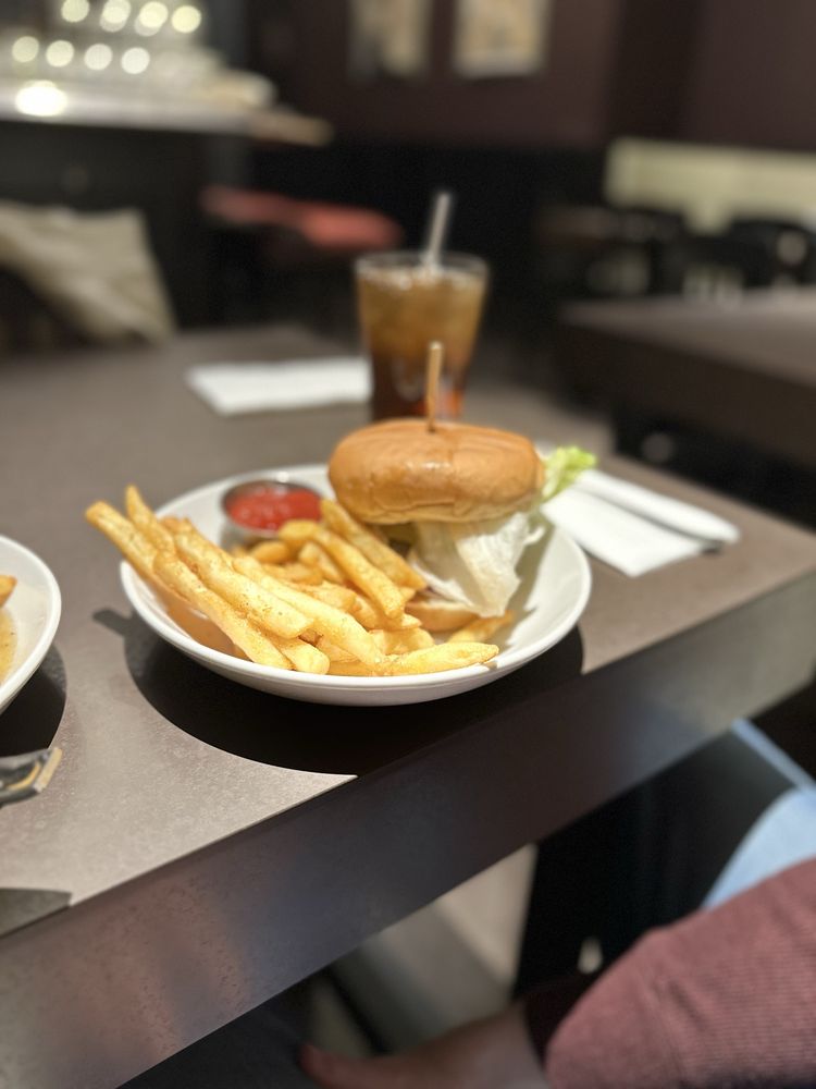 Mox Boarding House - Bellevue