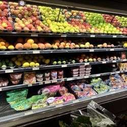 Longfellow Market