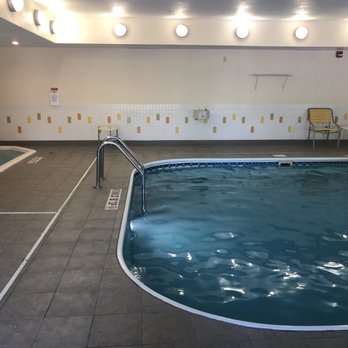 Fairfield by Marriott Inn & Suites Dayton South - Indoor pool (hot tub temporarily closed) - Hotels Near Me - Dayton, Ohio