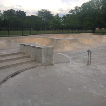 Leach Park - Skate Park View 2 - Skate Parks Near Me - Spencer, Iowa Leach Park - Skate Park View 2 - Skate Parks Near Me - Spencer, Iowa