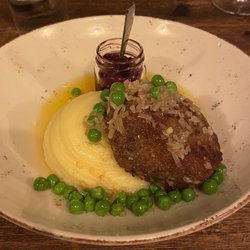 Knut Restaurang & Bar AB - Minced moose!