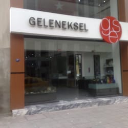 Geleneksel El Sanatları Mağazası