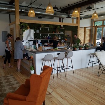 Hello Juice - Juice Bars & Smoothies Near Me - St. Louis, Missouri