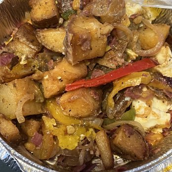 Moschetti Cafe - "Pastrami hash" - Cafes Near Me - Vallejo, California Moschetti Cafe - "Pastrami hash" - Cafes Near Me - Vallejo, California