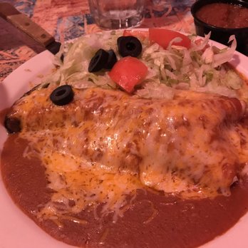 Los Banditos - Smothered burrito - Mexican Near Me - Green Bay, Wisconsin Los Banditos - Smothered burrito - Mexican Near Me - Green Bay, Wisconsin