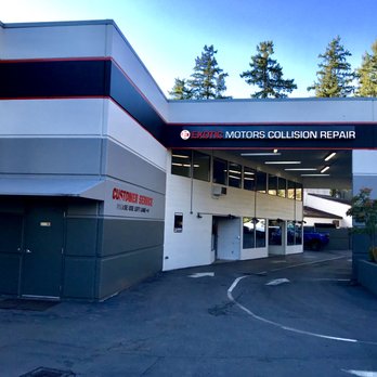 Exotic Motors Auto Rebuild - Covered and bright estimating bay - Body Shops Near Me - Bellevue, Washington Exotic Motors Auto Rebuild - Covered and bright estimating bay - Body Shops Near Me - Bellevue, Washington