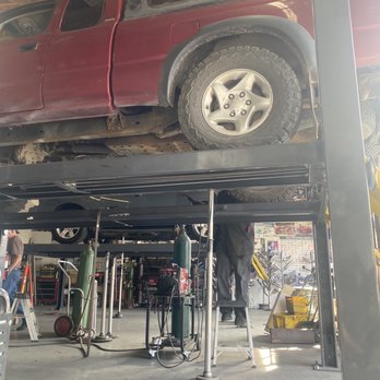 Downtown Mufflers - Manny taking care of business - Auto Repair Near Me - Las Vegas, Nevada Downtown Mufflers - Manny taking care of business - Auto Repair Near Me - Las Vegas, Nevada