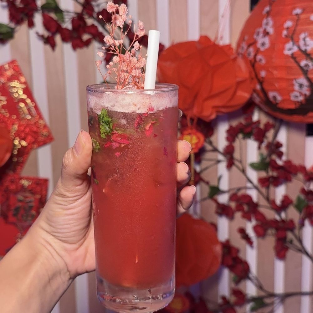 AM Bar + Eatery - Cocktail Bars Near Me - Honolulu, Hawaii