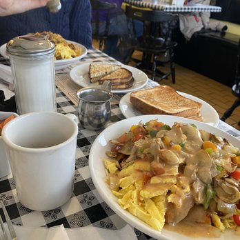 Terry's - veggie bowls - Breakfast & Brunch Near Me - Penticton, British Columbia