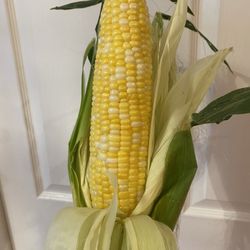 Bloomingville Farm - Corn size is large - 10"
