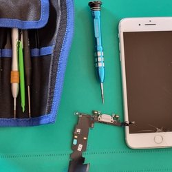 IPhone charging port replacement
