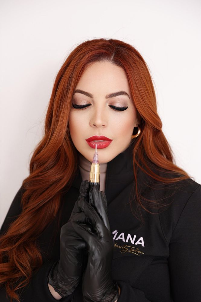 Viana Beauty Salon Logo
