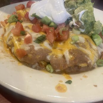 El Tapatio Mexican Restaurant - Mexican Pizza - Mexican Near Me - Saint Helens, Oregon