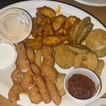 Texas Roadhouse - Combo starter-(starting clockwise: boneless mild Buffalo wings, fried pickles, and twisted mozzarella sticks) - American Near Me - Bowie, Maryland