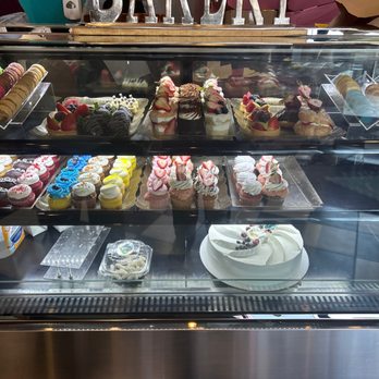 Caked Las Vegas - Bakeries Near Me - Las Vegas, Nevada