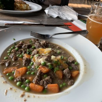 Rivalry Alehouse - Shepard's Pie.   Yummy. - Bars Near Me - Antioch, Illinois
