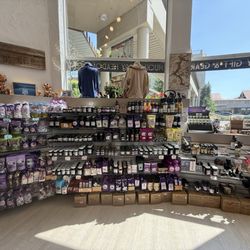 Marketplace Gifts - Large huckleberry selection
