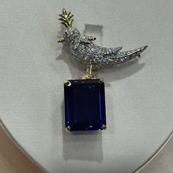 Tiffany & Co - Jewelry Near Me - New York, New York